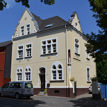 Außenwohngruppe in Siegburg-Wolsdorf (Pfarrhaus)